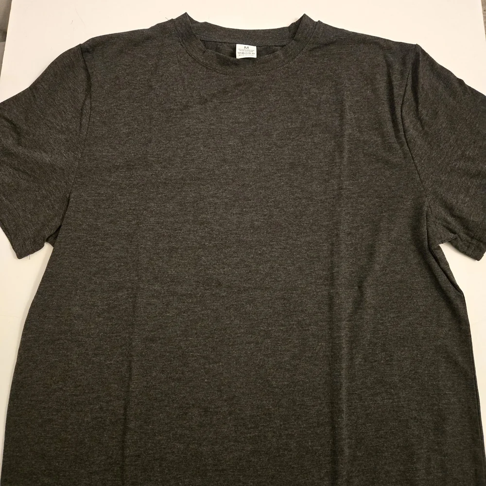 Bundle Of 5 Men Or Youth Size M S/Sleeve Basic Tees; 2 White, 2Black, 1 Gray